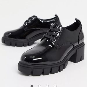 Chunky mid shoes